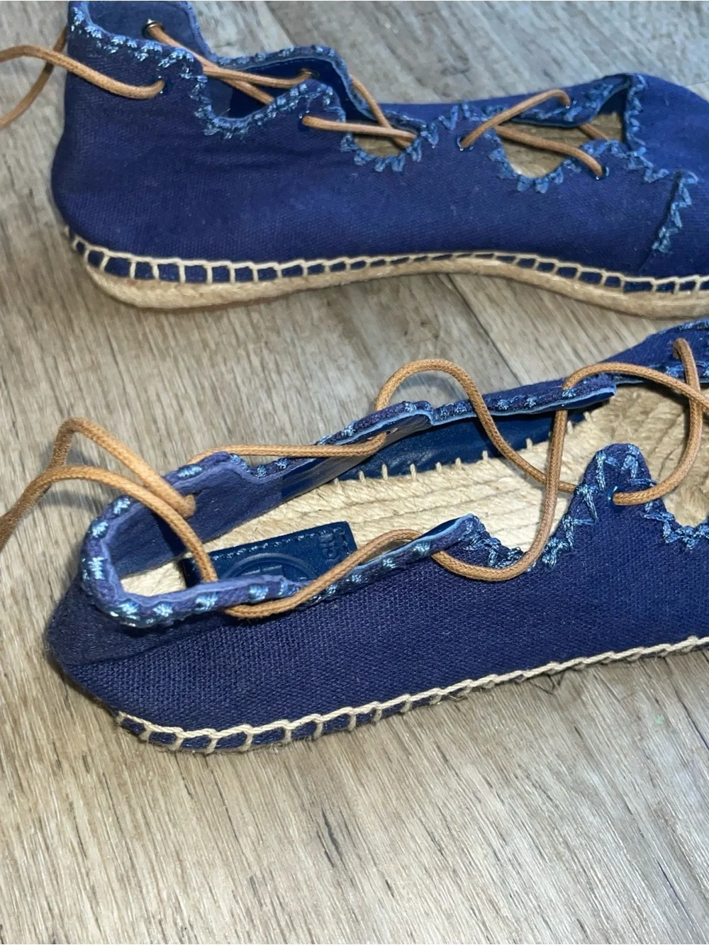 Tory Burch Sonoma Gillie Espadrille Flats  Lace-Up 8 Navy Canvas Upper